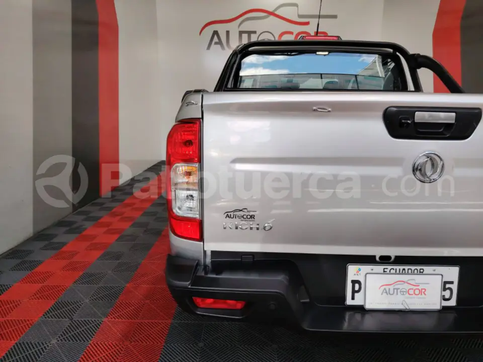 Foto 8 de DongFeng NEW RICH 6 4X2 GASOLINA
