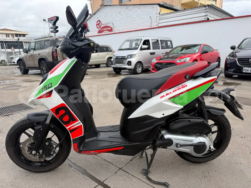 Foto 4 de Aprilia SR 150cc