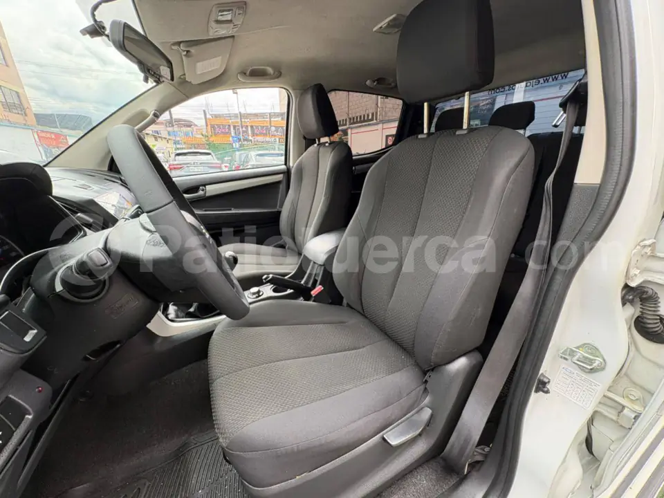 Foto 10 de Chevrolet DMAX CRDI 3.0 4X4 TM DIESEL