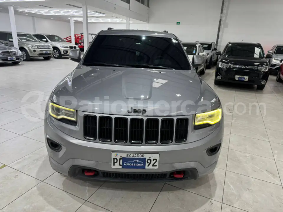 Foto 2 de Jeep Grand Cherokee Laredo