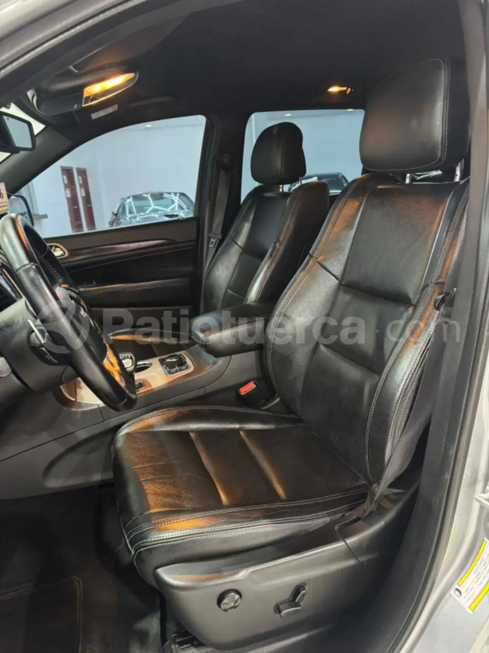 Foto 4 de Jeep Grand Cherokee Laredo