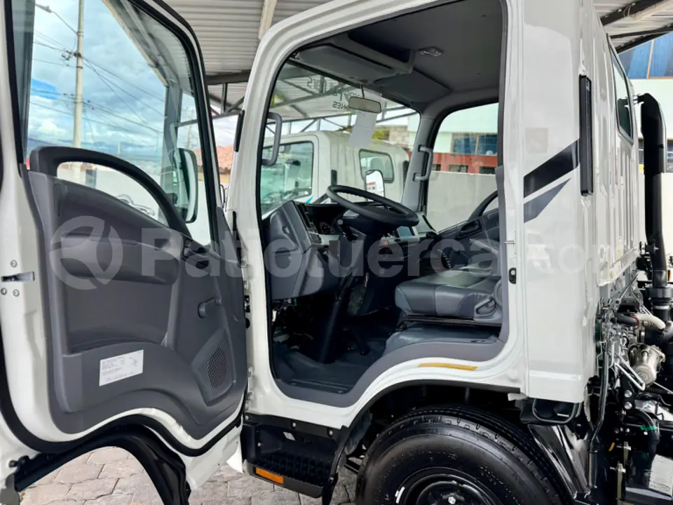 Foto 7 de Chevrolet NLR 55E