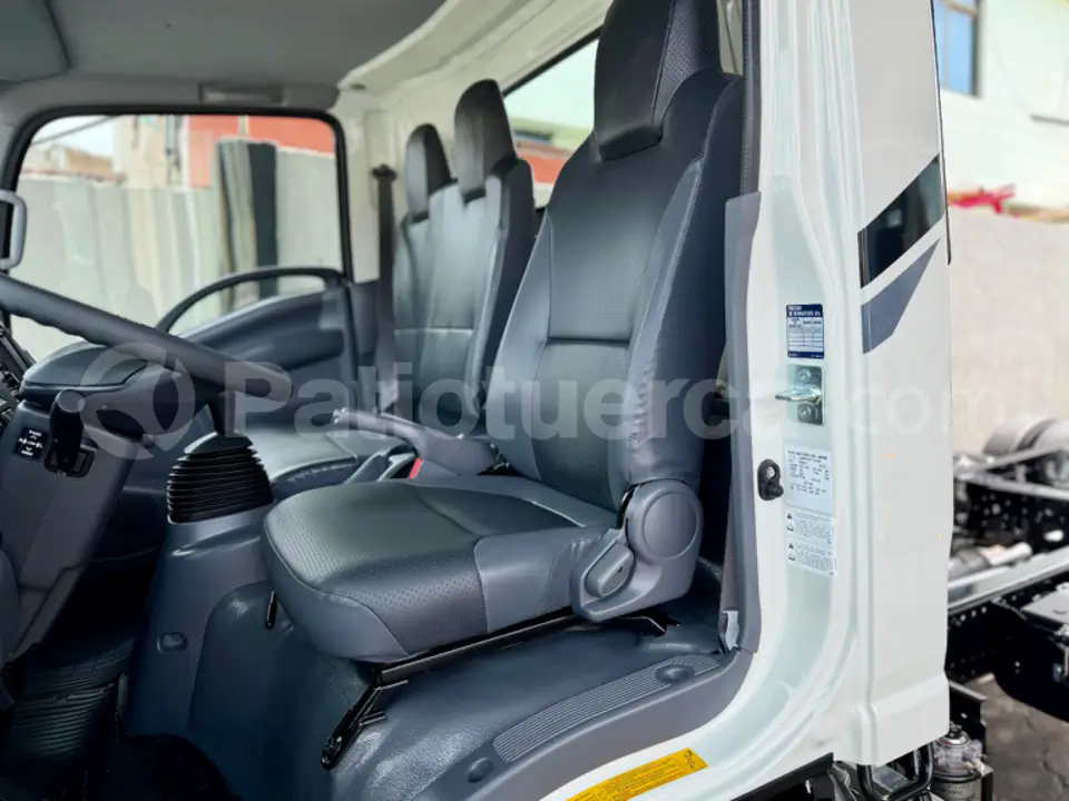 Foto 5 de Chevrolet NPR 815