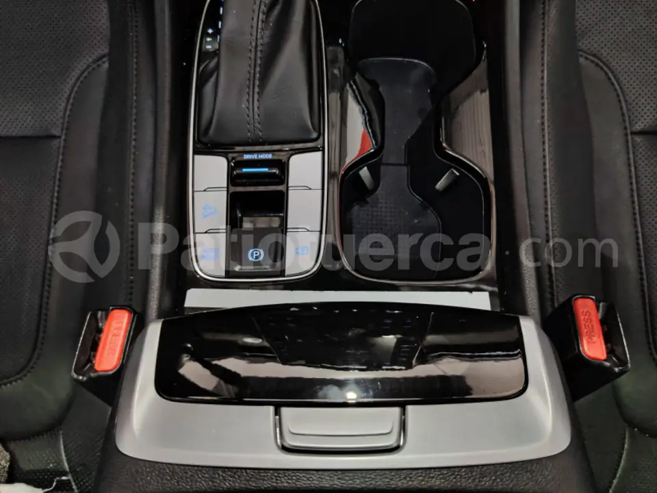 Foto 18 de Hyundai TUCSON NX4E GL
