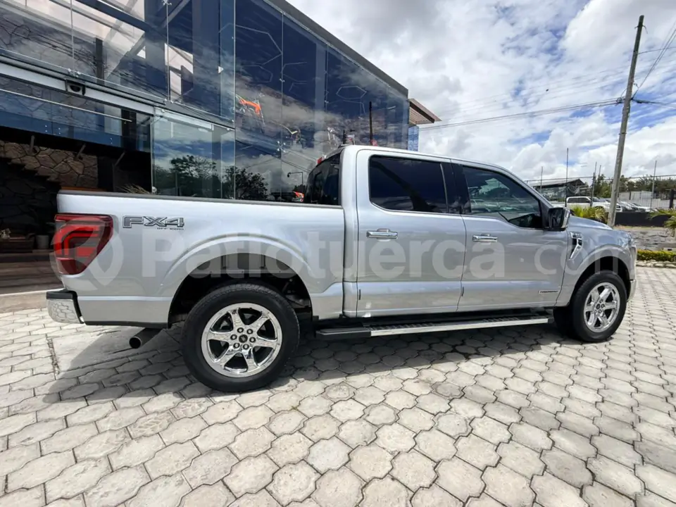 Foto 11 de Ford F150 LARIAT HIBRIDA