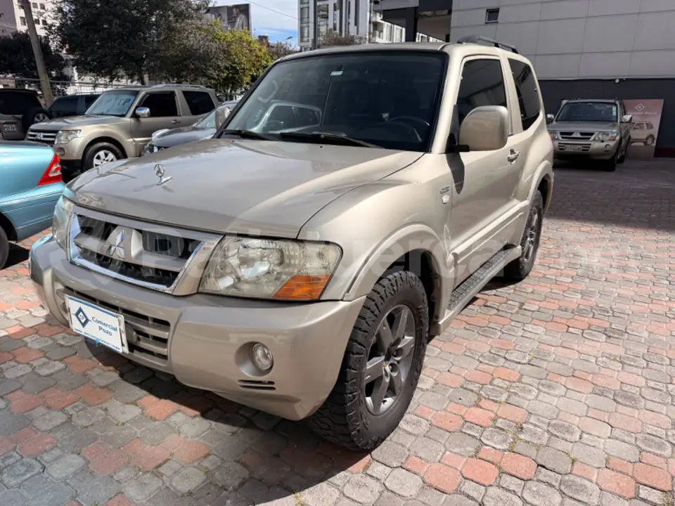 Foto 1 de Mitsubishi Montero Blister