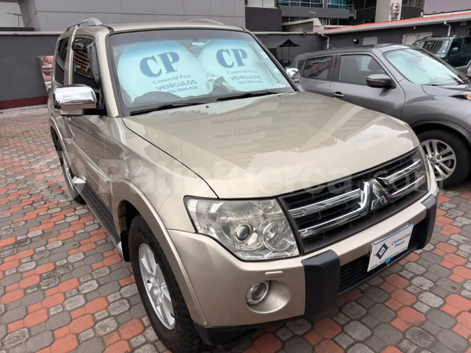 Foto 3 de Mitsubishi Montero Blister