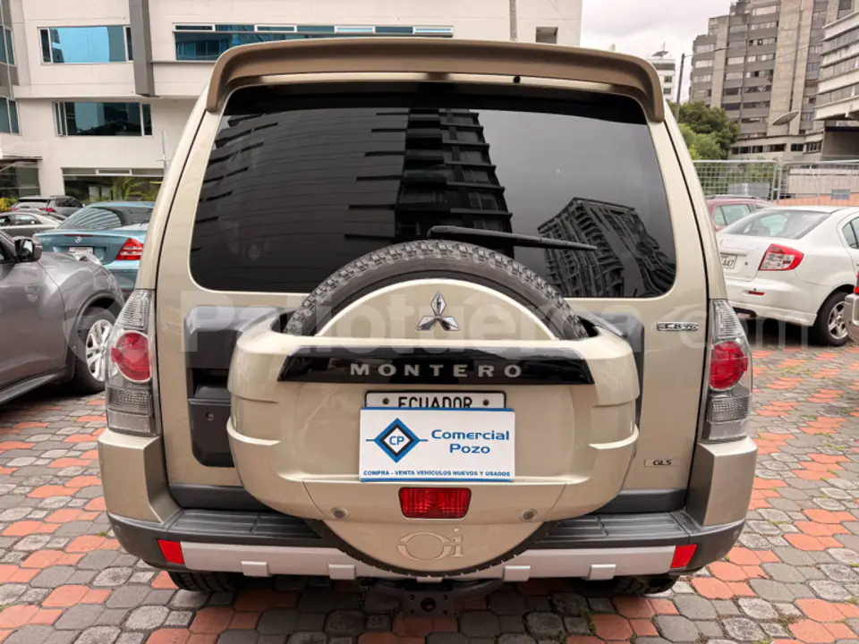 Foto 4 de Mitsubishi Montero Blister