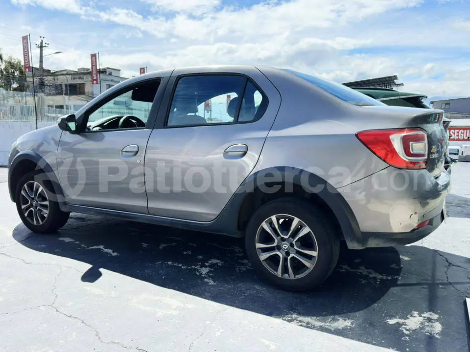 Foto 5 de Renault LOGAN CROSS INTENS