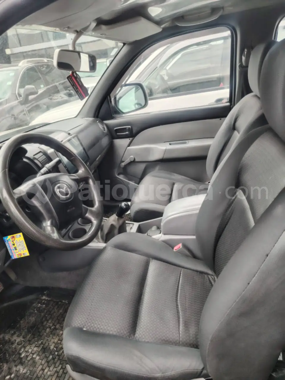 Foto 5 de Mazda BT-50 STD FL