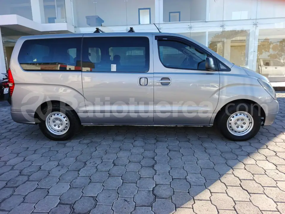 Foto 4 de Hyundai H1 12 pasajeros