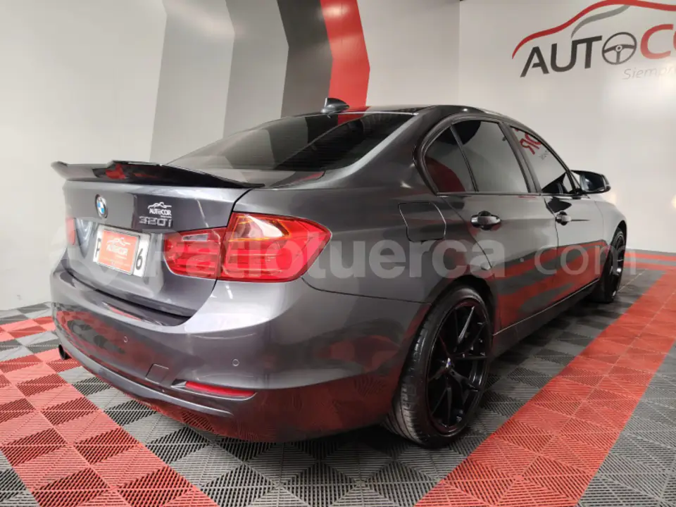 Foto 4 de BMW 320i
