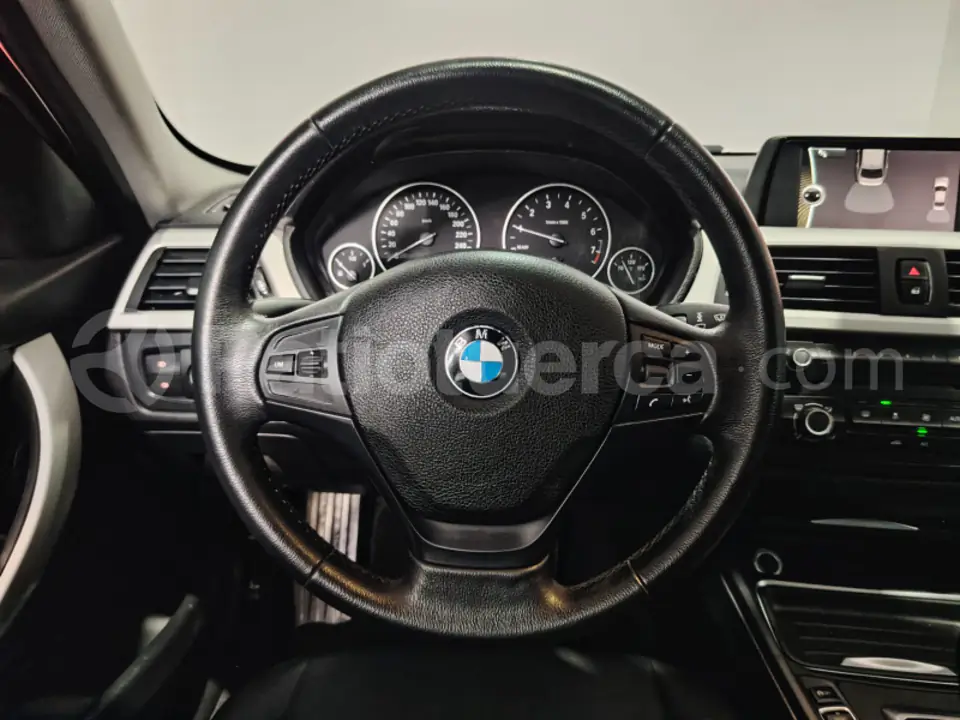 Foto 21 de BMW 320i