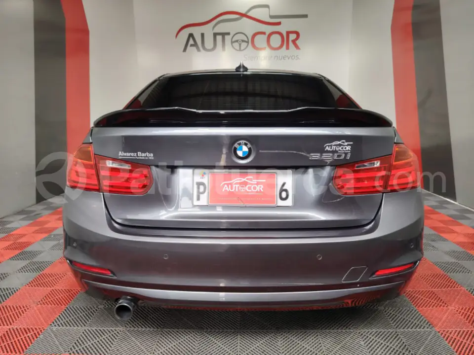 Foto 27 de BMW 320i