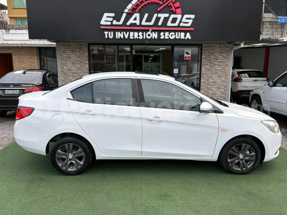 Foto 5 de Chevrolet SAIL LTZ