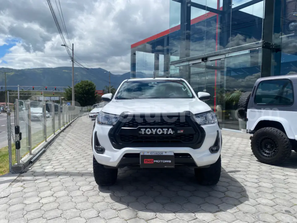 Foto 2 de Toyota TOYOTA	NEW HILUX SR 2.7 CD 4X4