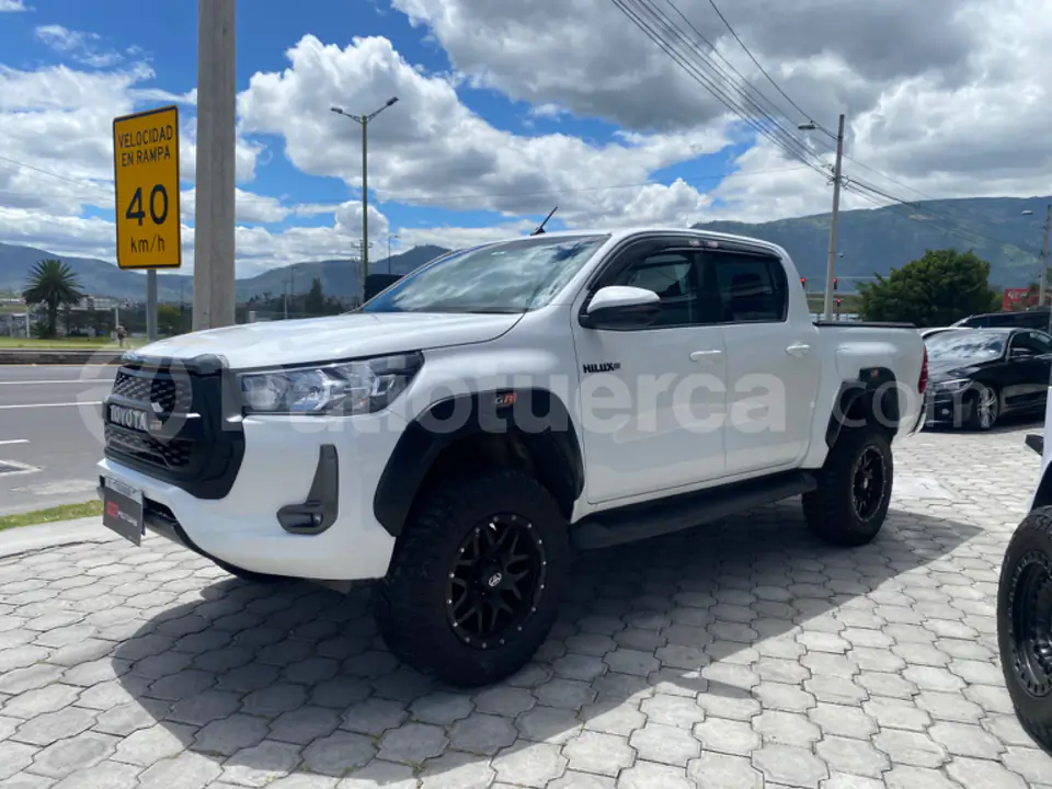 Foto 3 de Toyota TOYOTA	NEW HILUX SR 2.7 CD 4X4