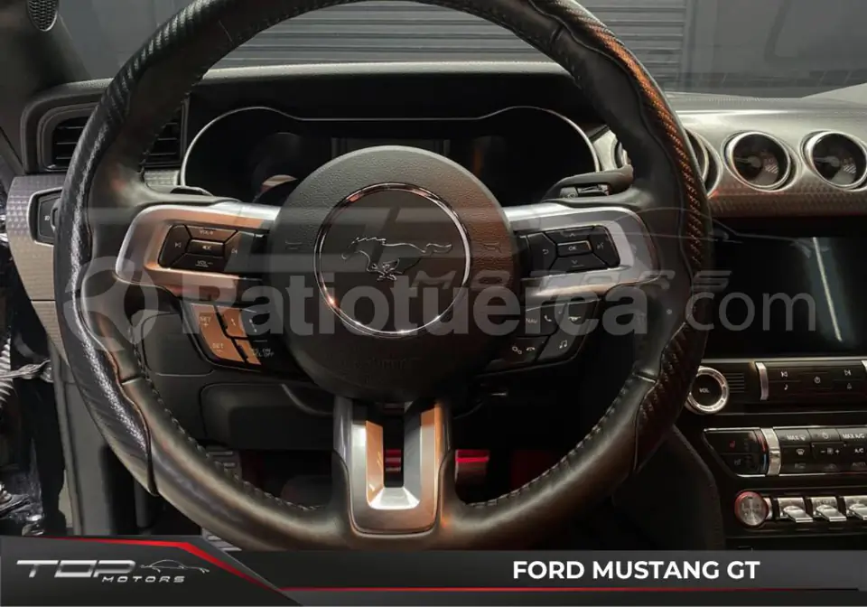 Foto 8 de Ford Mustang GT