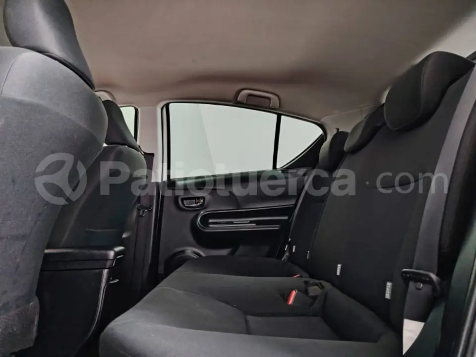 Foto 16 de Toyota Prius C Sport