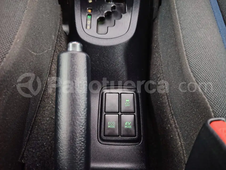 Foto 22 de Toyota Prius C Sport