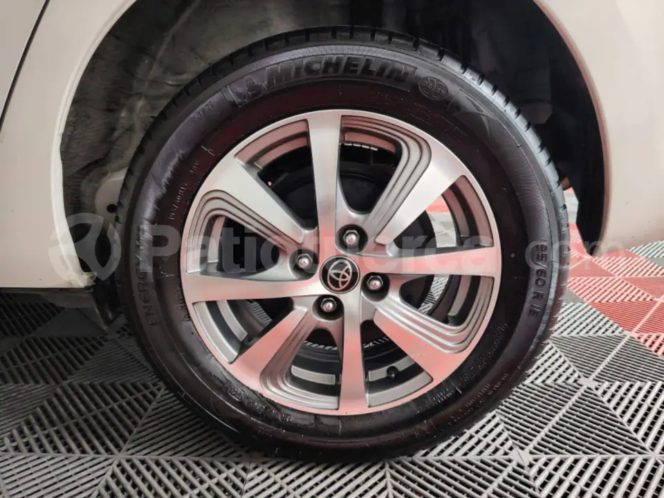 Foto 29 de Toyota Prius C Sport