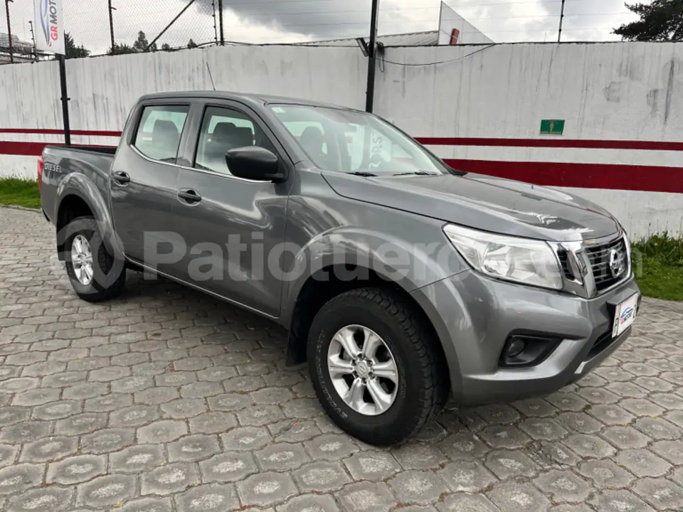 Foto 3 de Nissan Frontier SE