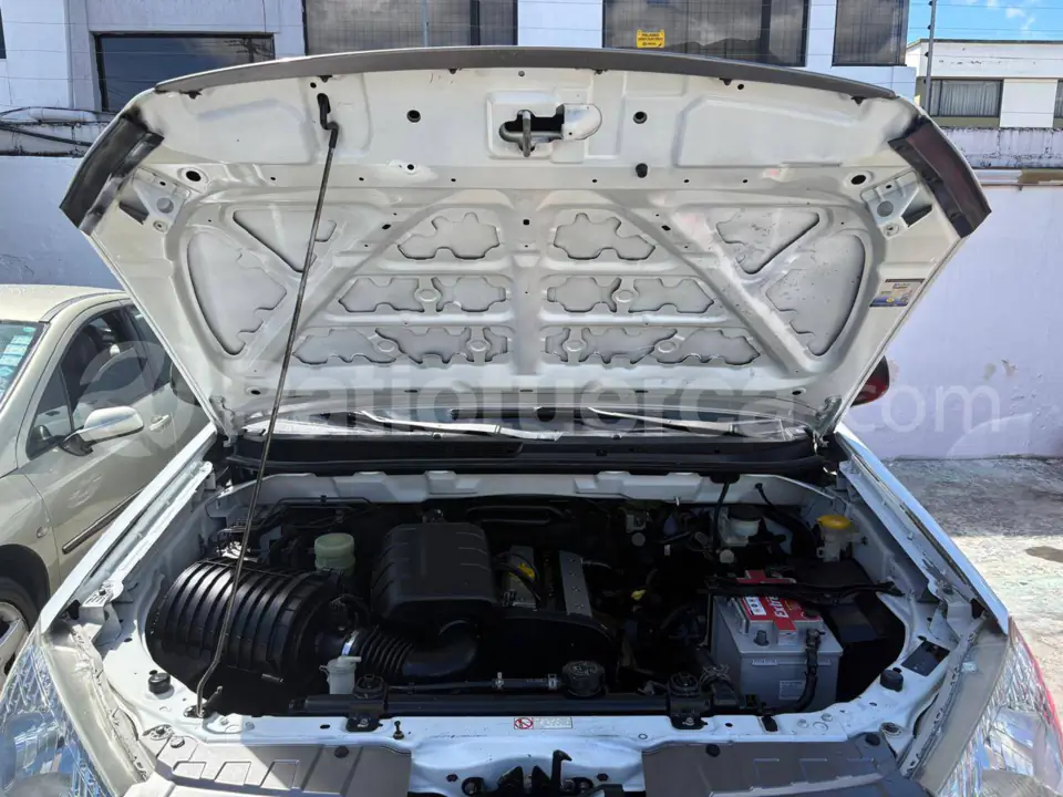 Foto 9 de Chevrolet D-MAX DOHC 2.4