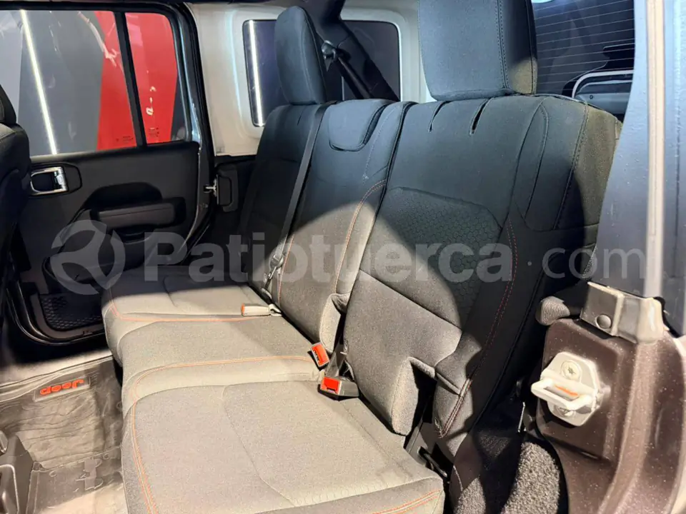 Foto 12 de Jeep Wrangler Unlimited Rubicon