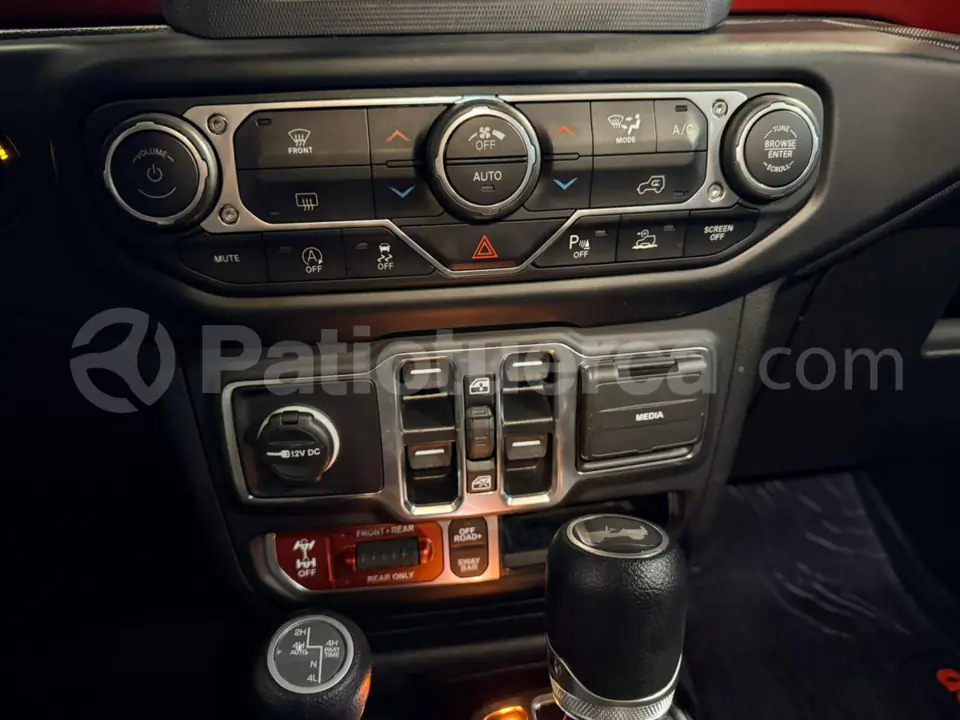 Foto 18 de Jeep Wrangler Unlimited Rubicon