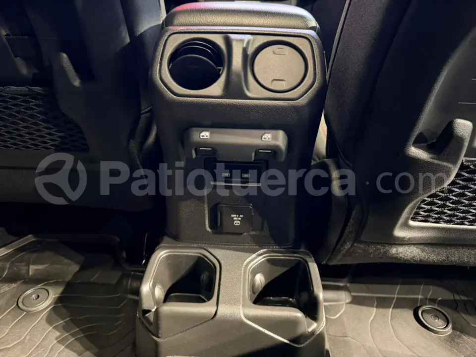 Foto 20 de Jeep Wrangler Unlimited Rubicon