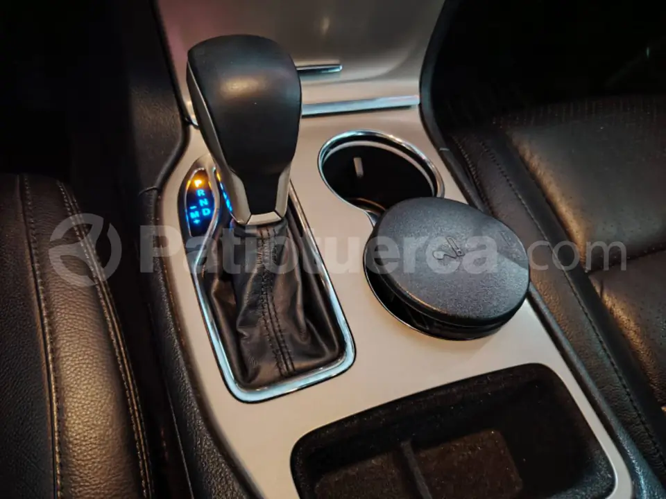 Foto 19 de Jeep Cherokee Laredo
