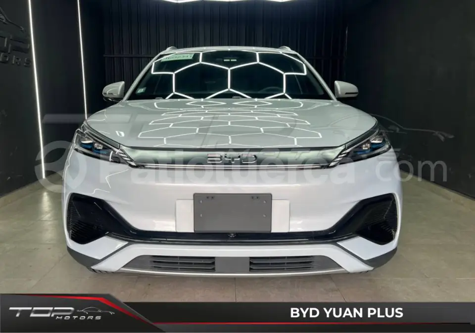 Foto 2 de BYD Yuan Plus
