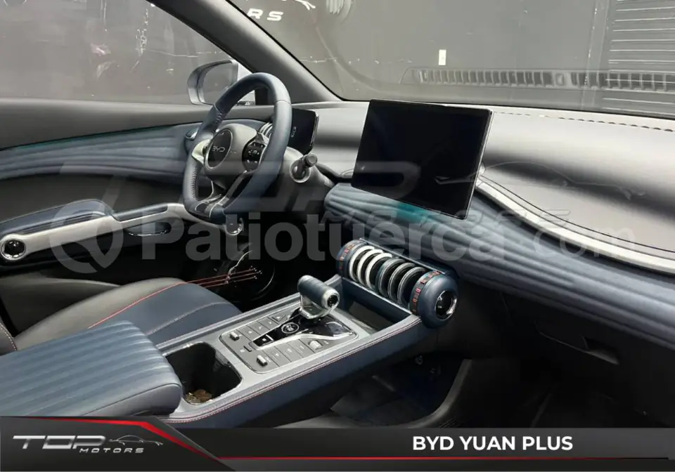 Foto 11 de BYD Yuan Plus