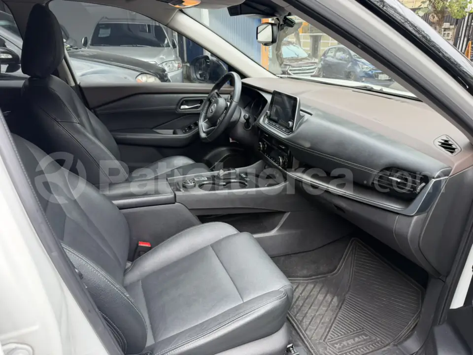 Foto 4 de Nissan X-TRAIL EPOWER ADVANCE