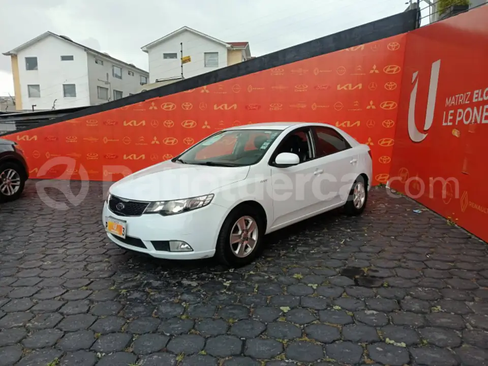 Foto 2 de Kia Cerato