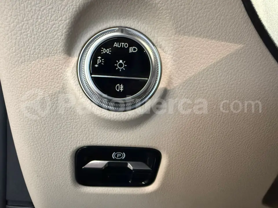 Foto 25 de Mercedes Benz C180