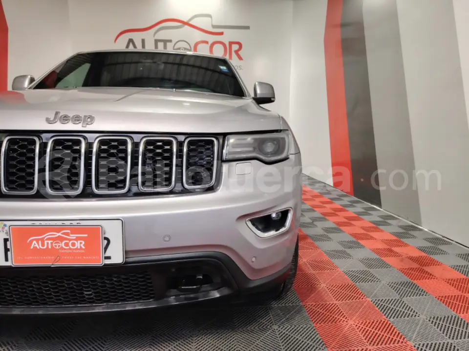 Foto 10 de Jeep Grand Cherokee Laredo