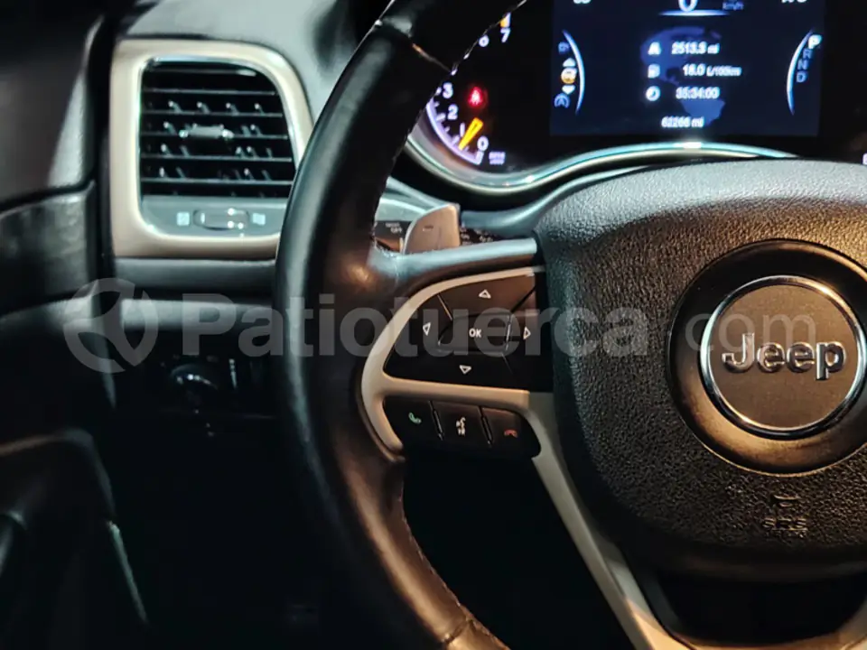 Foto 25 de Jeep Grand Cherokee Laredo