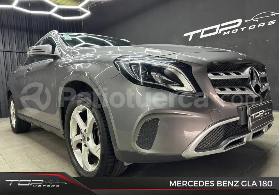 Foto 1 de Mercedes Benz GLA 180