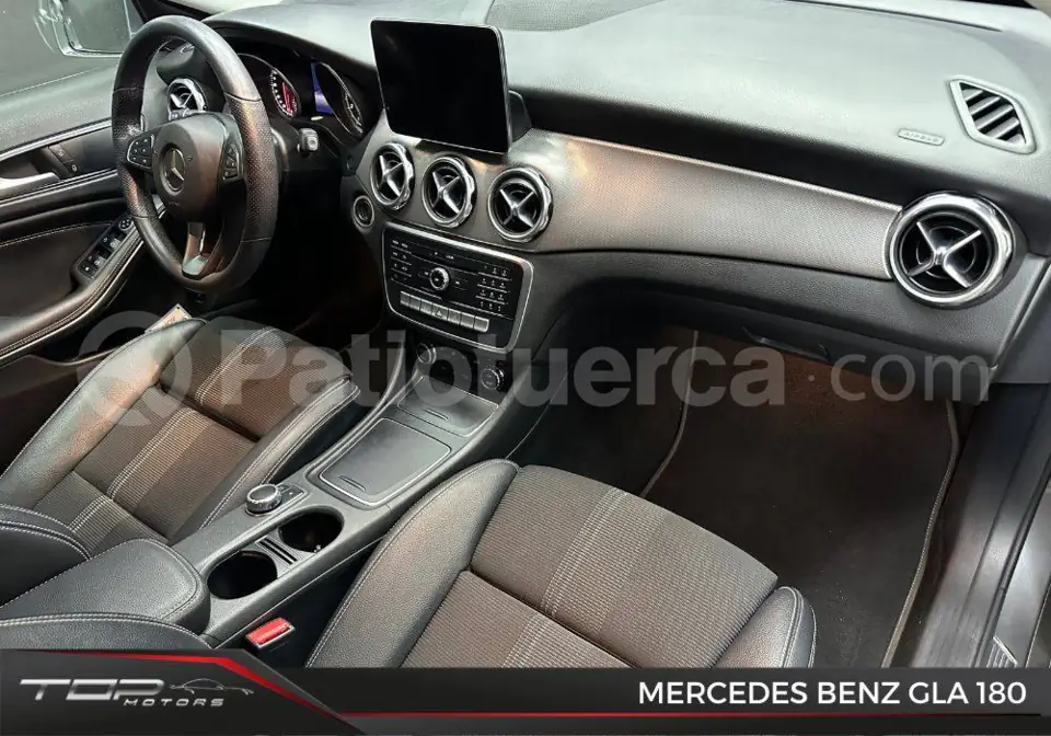 Foto 5 de Mercedes Benz GLA 180