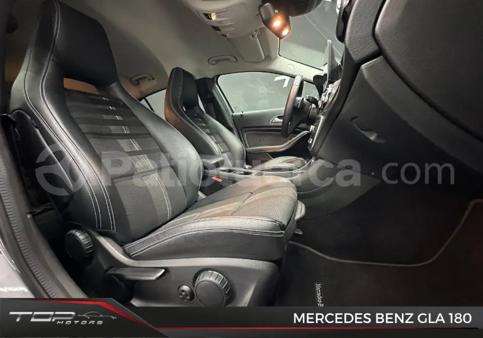 Foto 6 de Mercedes Benz GLA 180