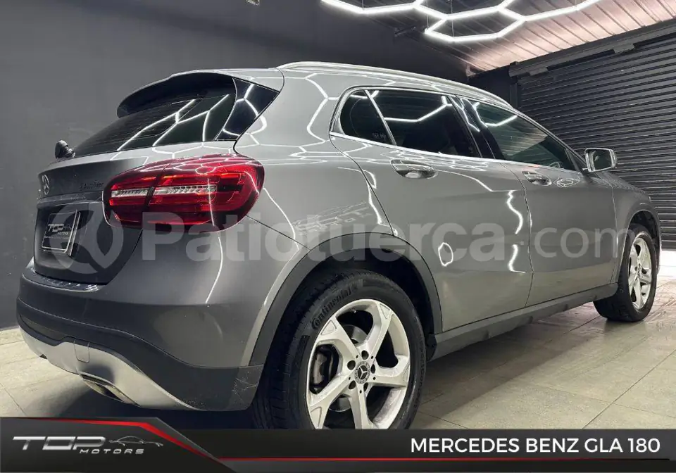 Foto 10 de Mercedes Benz GLA 180