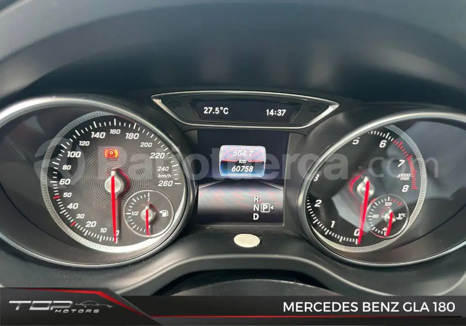 Foto 12 de Mercedes Benz GLA 180