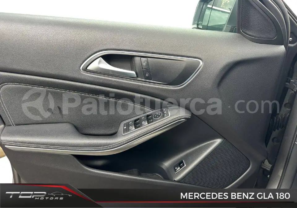 Foto 21 de Mercedes Benz GLA 180
