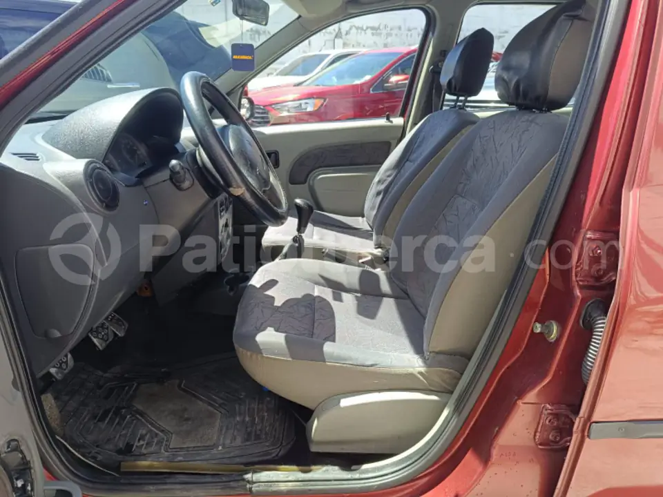 Foto 6 de Renault Logan