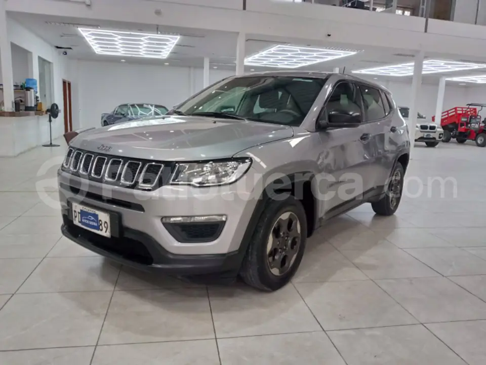 Foto 1 de Jeep Compass Sport