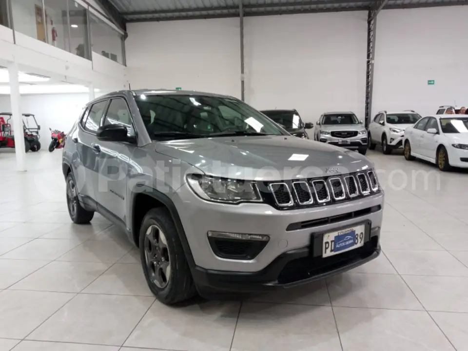 Foto 3 de Jeep Compass Sport