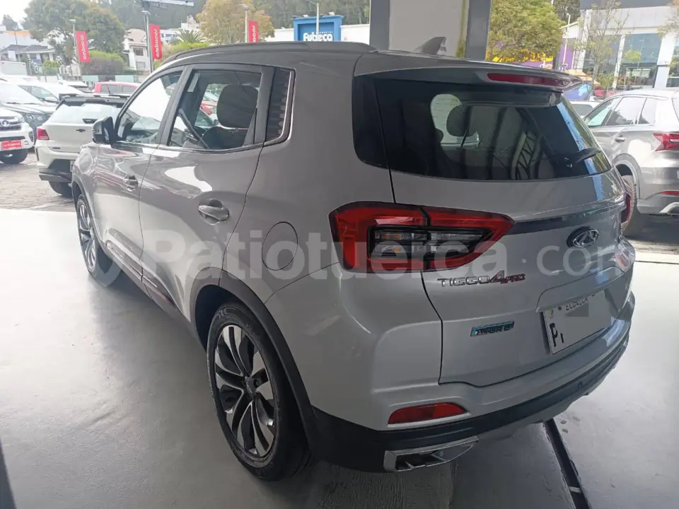 Foto 3 de Chery Tiggo 4 Pro Luxury
