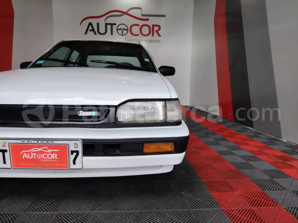 Foto 9 de Mazda 323 NX
