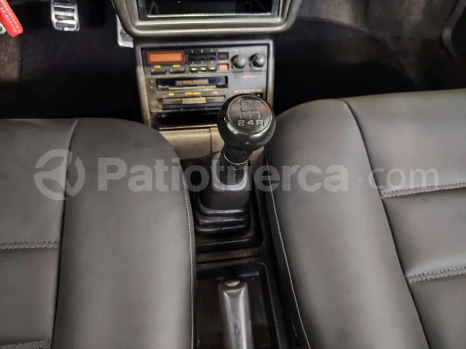 Foto 18 de Mazda 323 NX